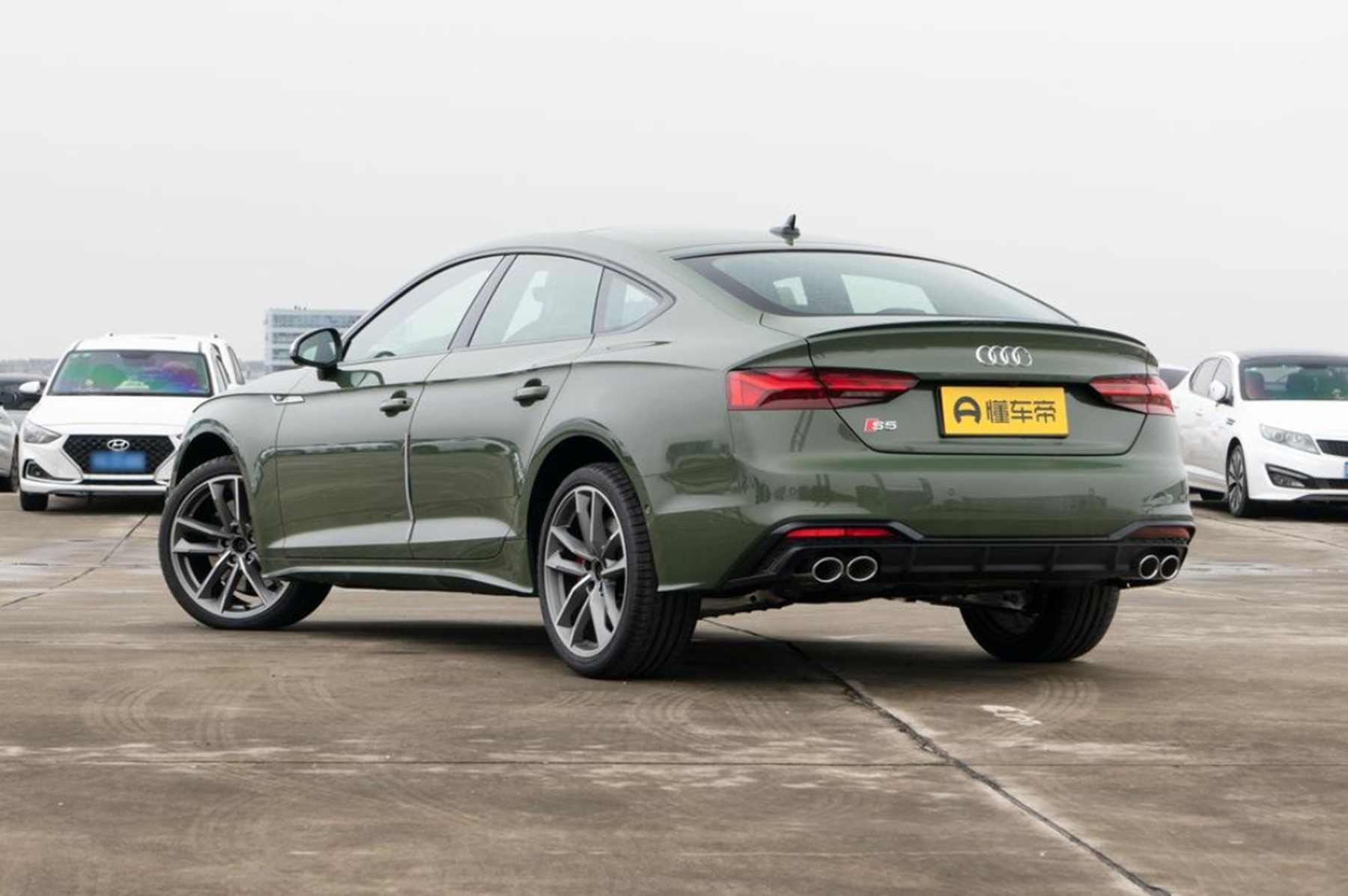 奥迪s5sportback2022款,奥迪s52020款测评