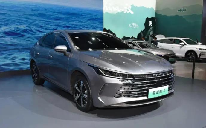 驱逐舰05的120公里豪华版本配置,驱逐舰05动力对比迈腾