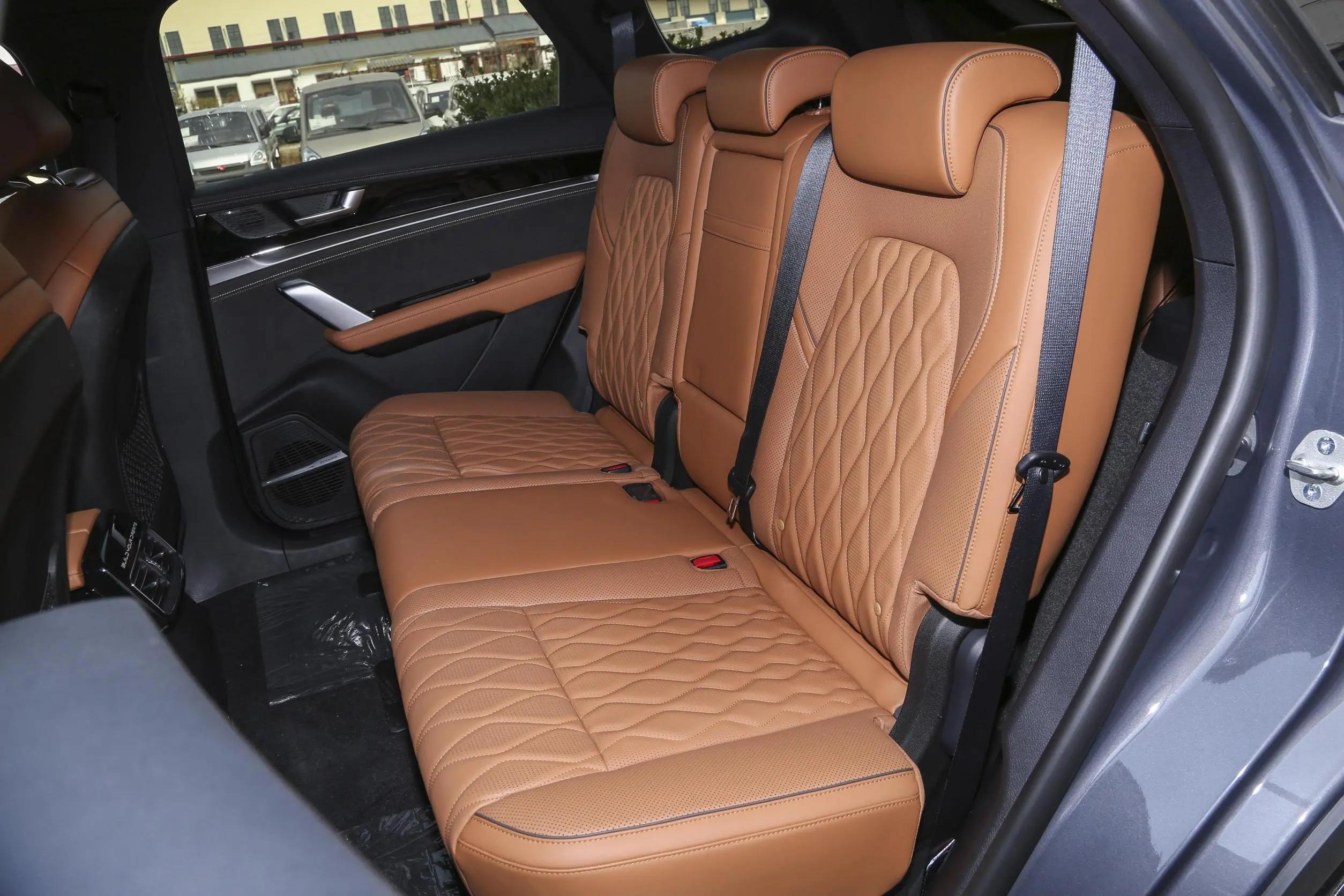 比亚迪唐dm-i冠军版最低价,比亚迪宋plusdm-i和唐dm-i怎么选