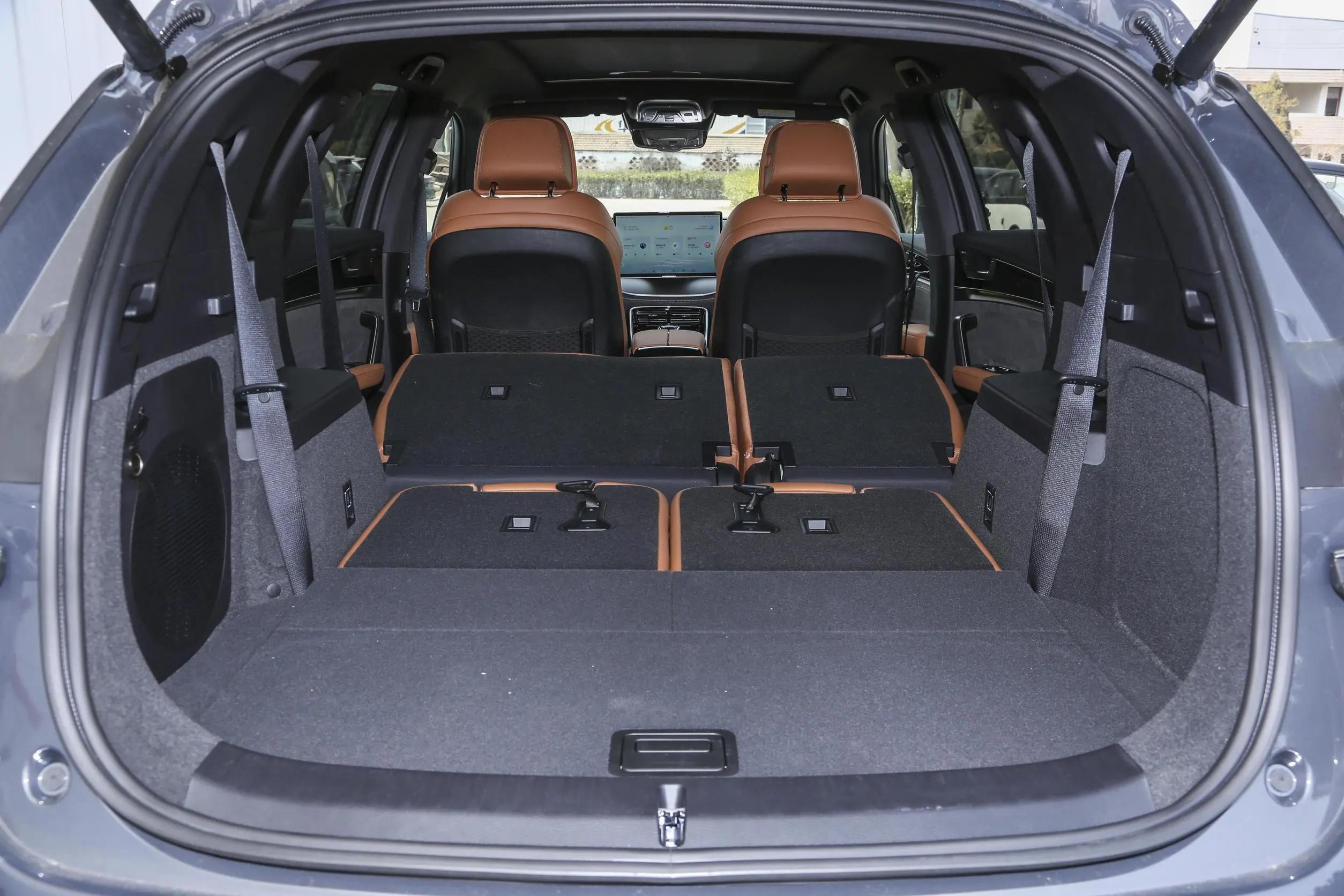 比亚迪唐dm-i冠军版中配底价,比亚迪唐DM-i冠军版售价