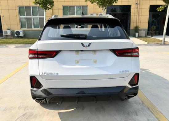 五菱星驰大空间suv2023落地价格,五菱星驰小型suv多少钱