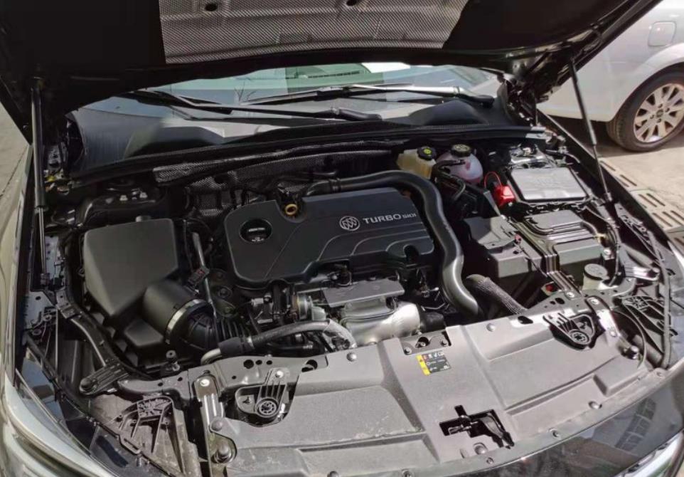 君威试驾1.5t精英版,试驾别克新君威1.5t油耗