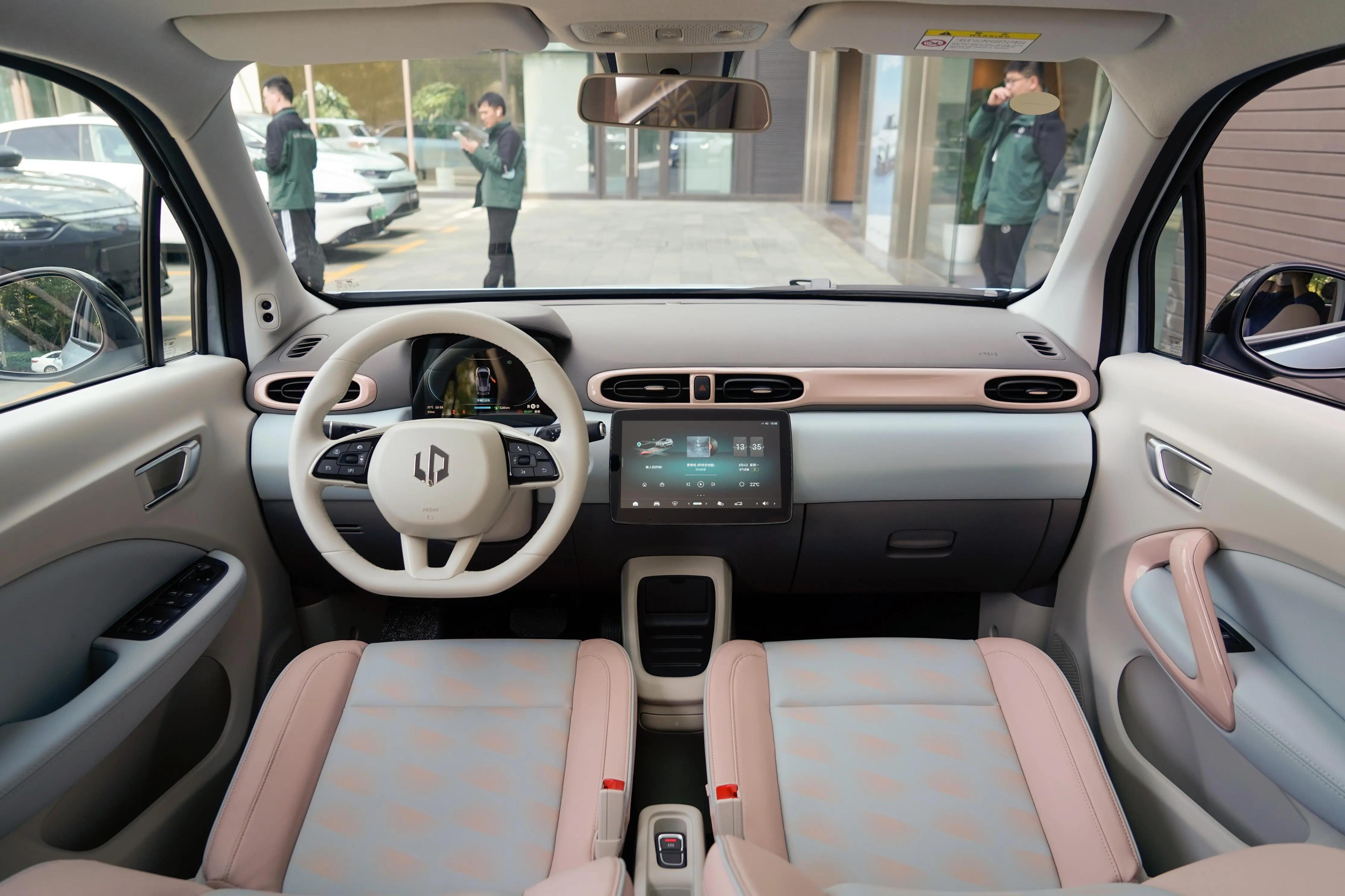 零跑t03起售价5.99万元,8万顶配零跑t03