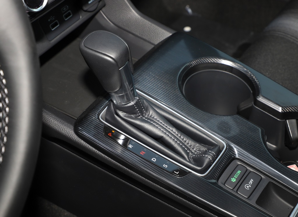 手握15万选车有多难,手握15万不知道买什么车