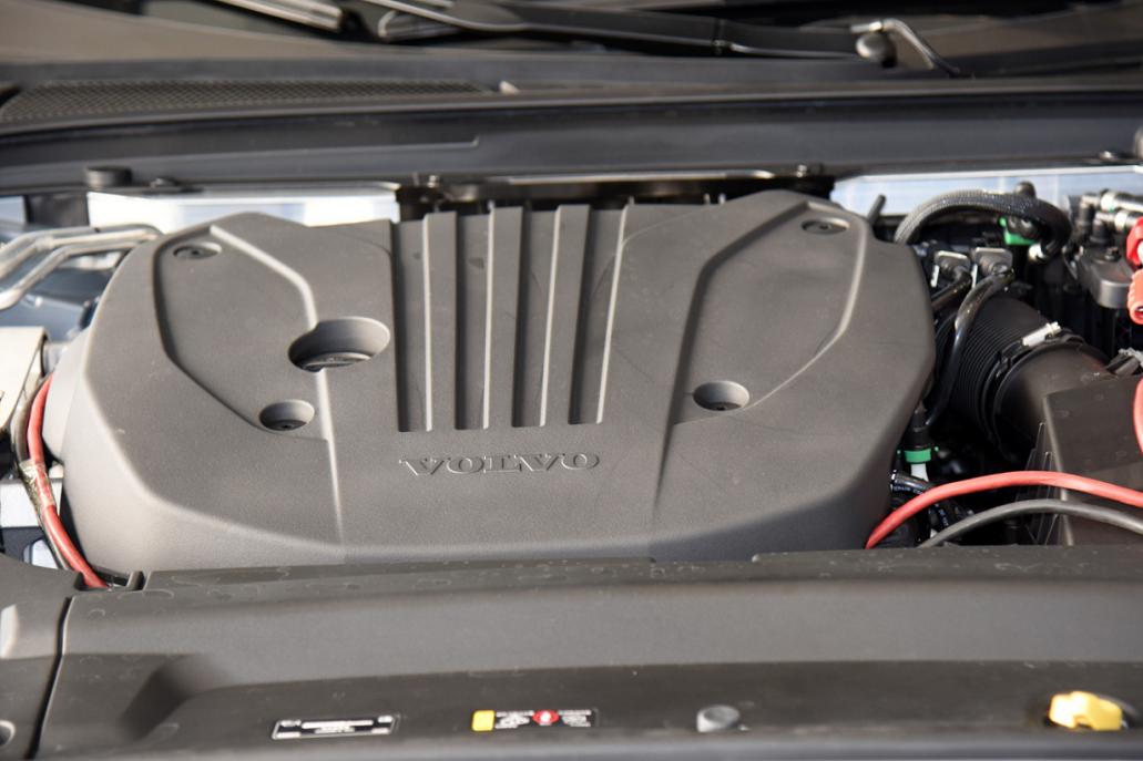 沃尔沃V90汽车试驾,沃尔沃v90的北欧式生活