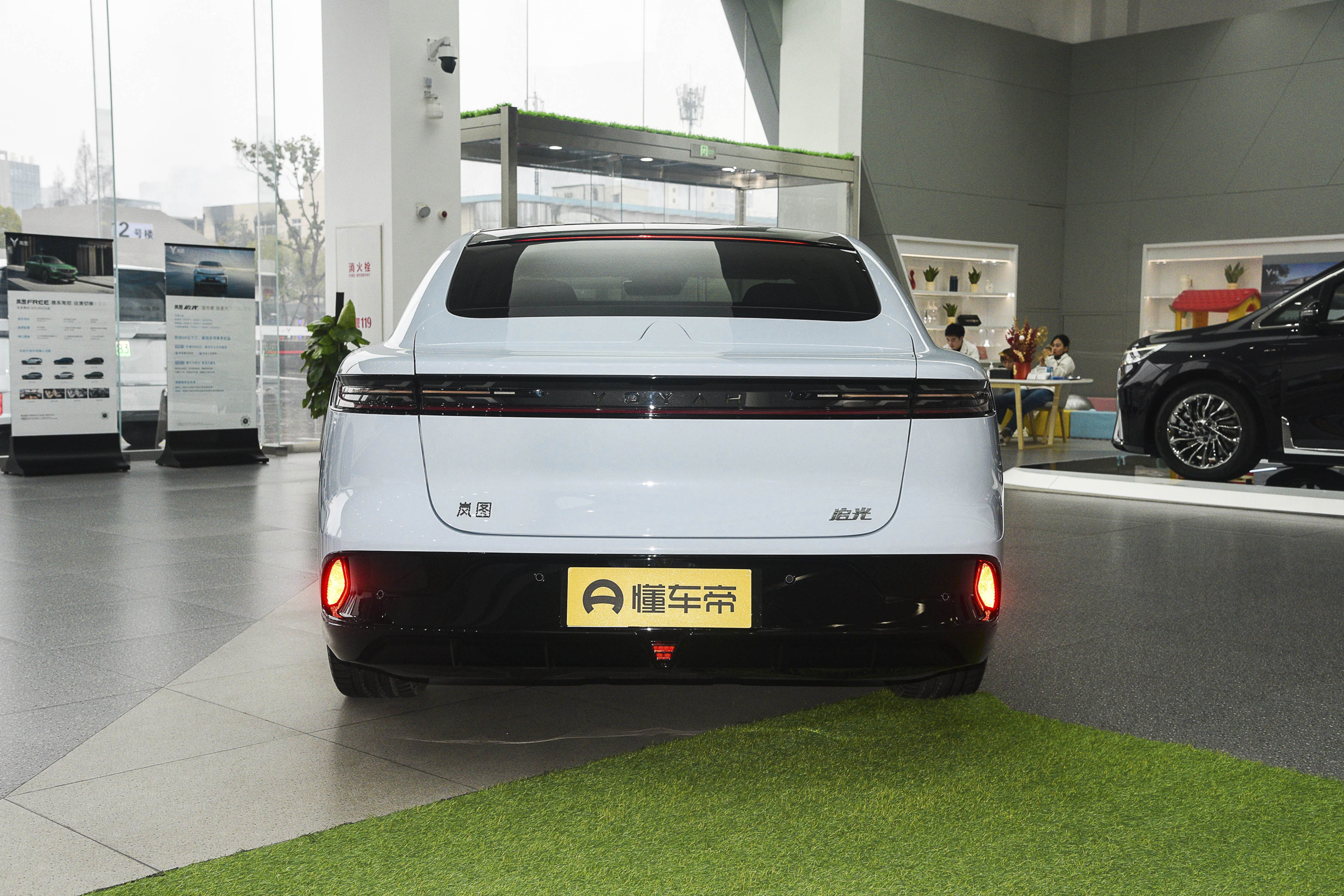 鏈堜粯8000宸﹀彸棣栦粯鍗佷簩涓変竾鐨勮溅,鏈堜粯700涔拌溅