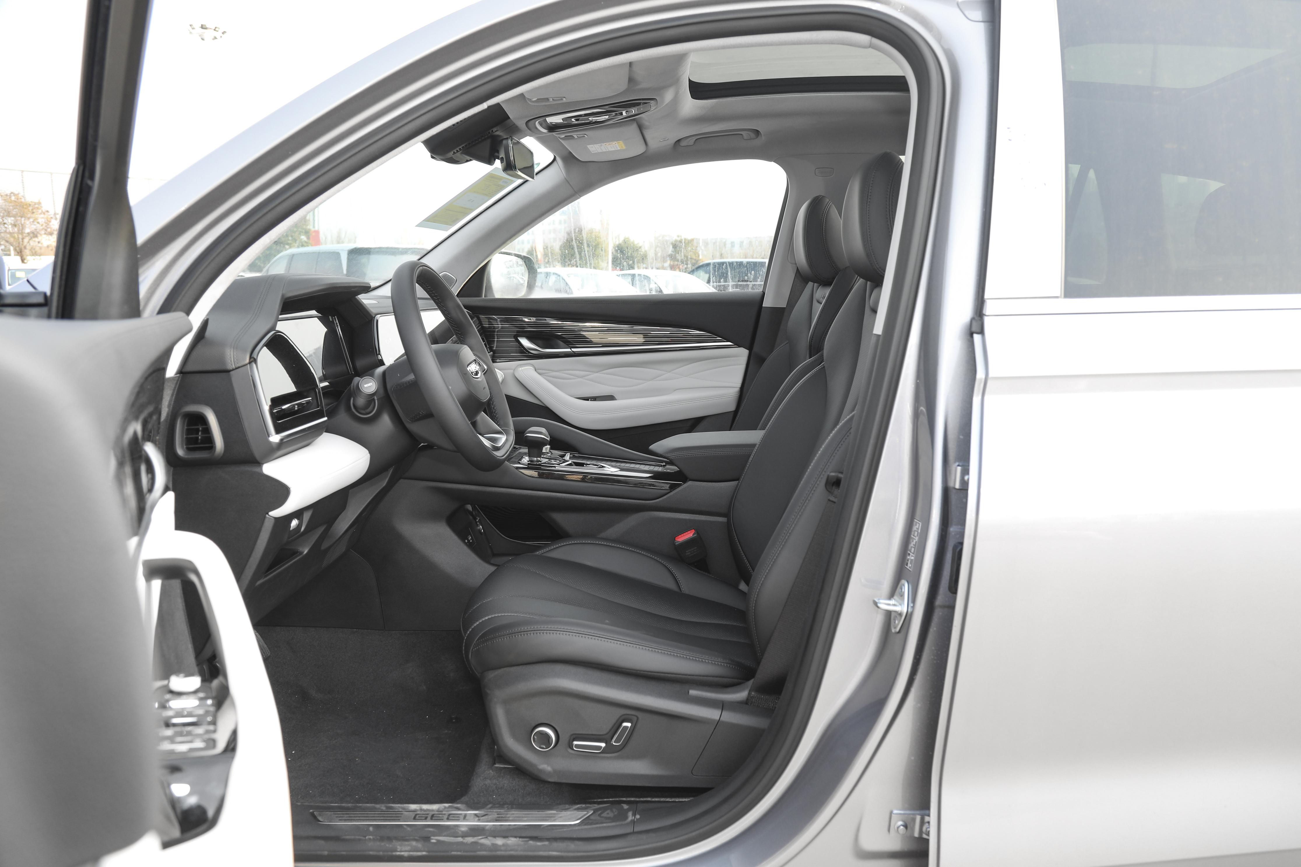 过日子得选实用的SUV，2.0T+8AT，大气好开空间大，解读新款星越L