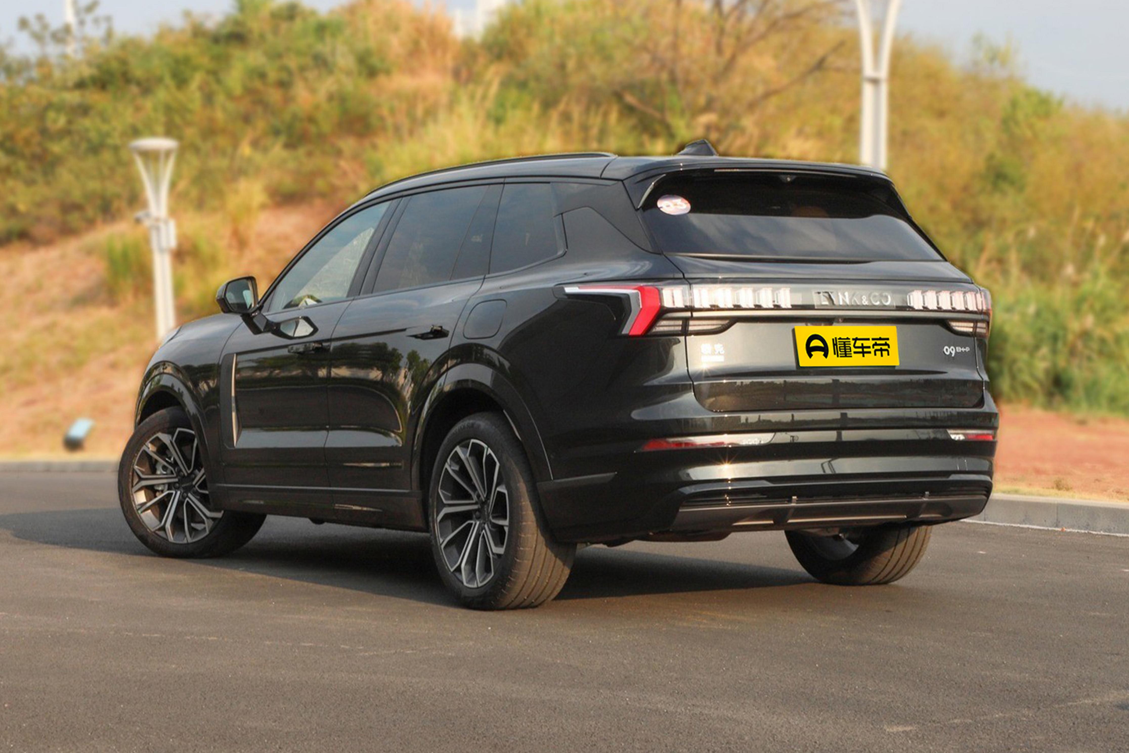 领克09与昂科威plus哪个值得买,领克09与红旗hs7哪个好