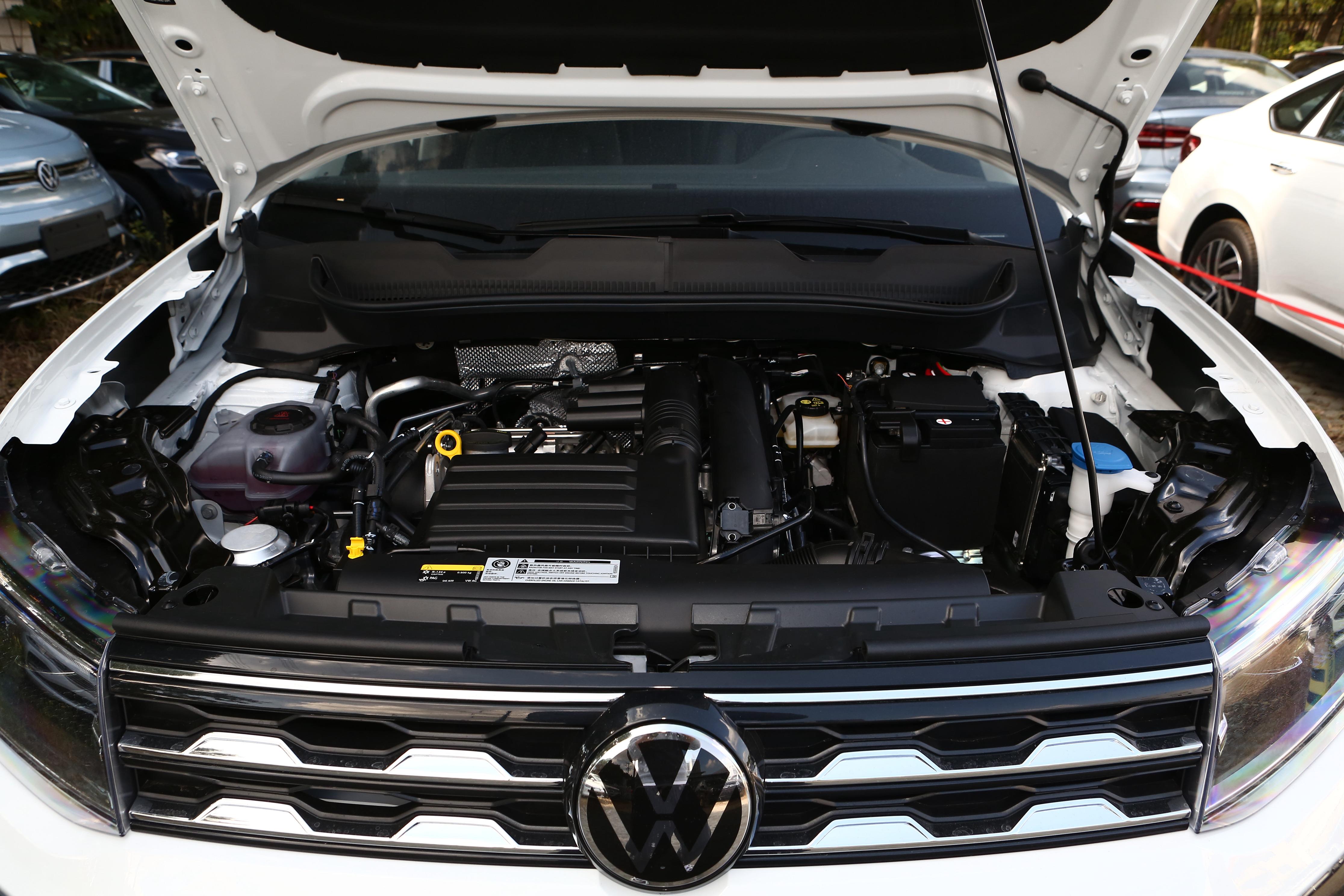 途铠2023款舒适版1.5t测评,最新款大众途铠小型SUV价格参数