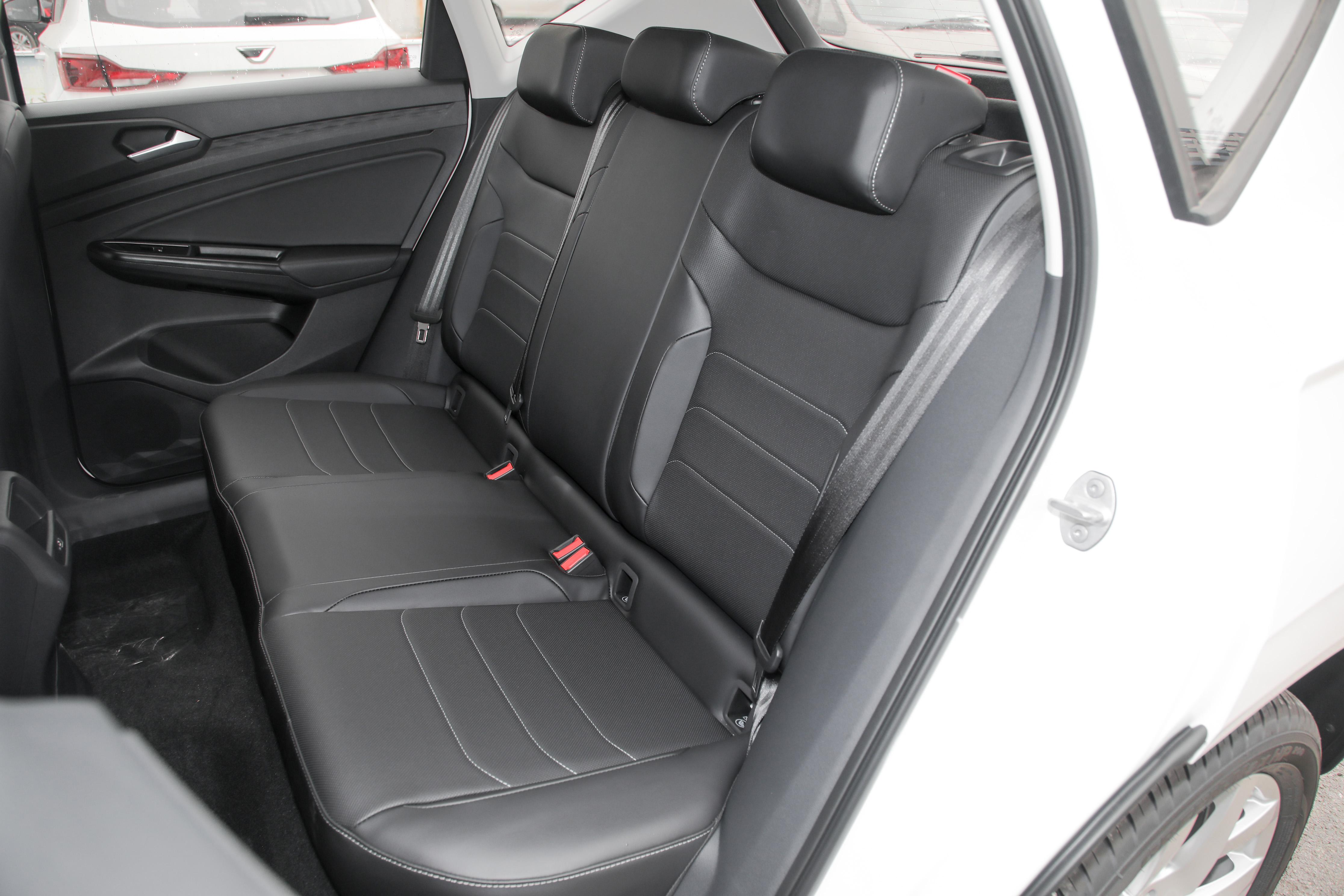 想买个捷达vs5分期首付多少,捷达VS5全款落地多少钱最低配