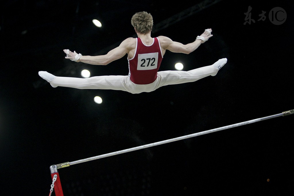 小说:他故意输掉比赛,只因她的要求,而她转身就说分手