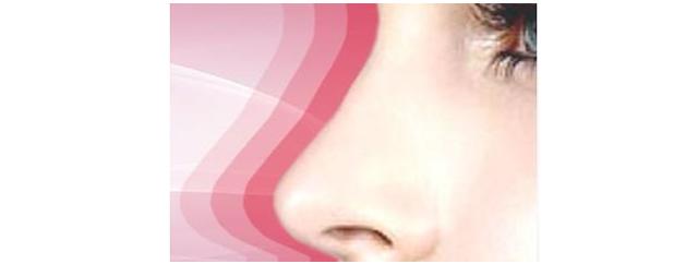 鼻整形案例分享注射隆鼻术,朝天鼻耳软骨假体隆鼻过程