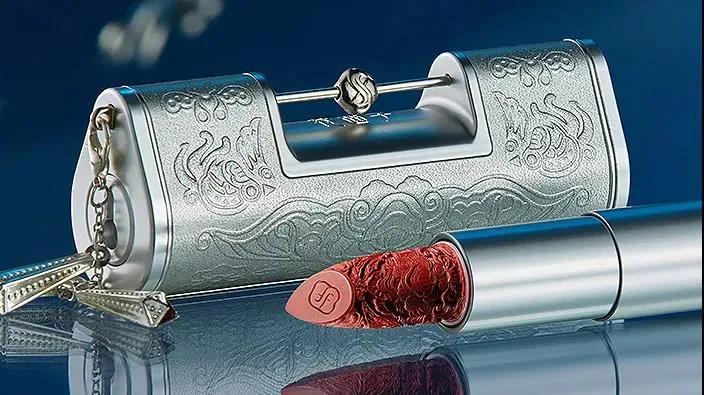 民族文化与时尚潮流结合,民族文化和潮流文化的碰撞