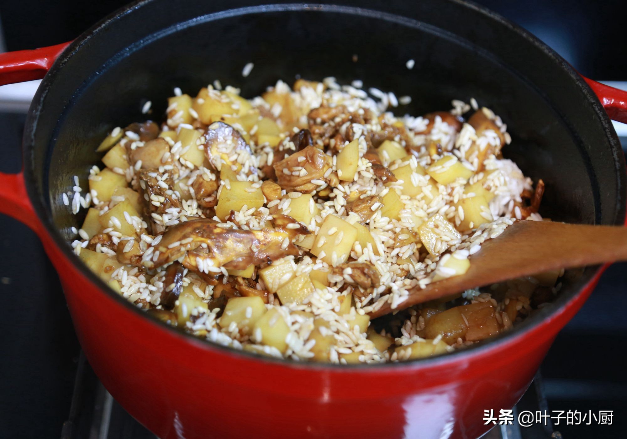 懒人焖饭不用炒菜照样营养丰富,电饭锅懒人焖饭菜谱不炒菜