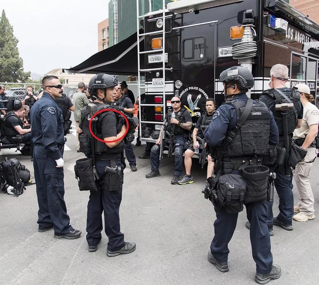洛杉矶swat特警队,实拍洛杉矶swat特警队