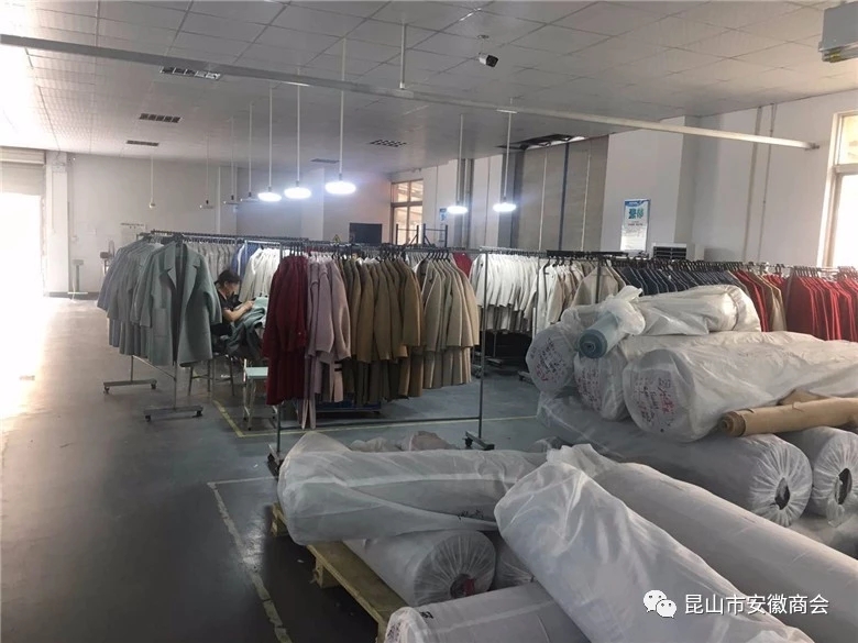 昆山巴城羊绒大衣大卖场怎样走,巴城双面羊绒大衣最好的批发市场