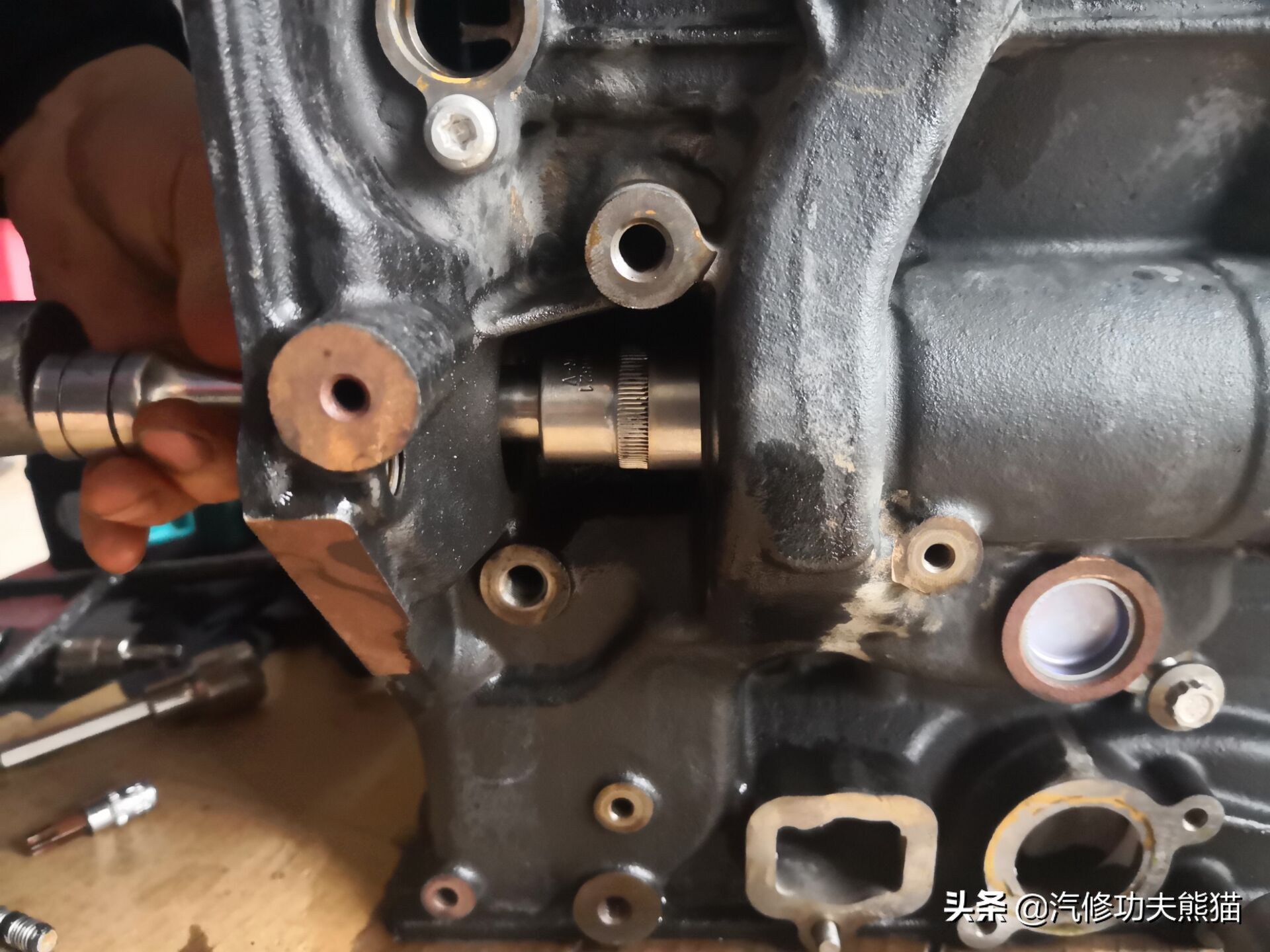 奥迪第三代ea888怎么还烧机油,奥迪的三代ea888烧机油吗