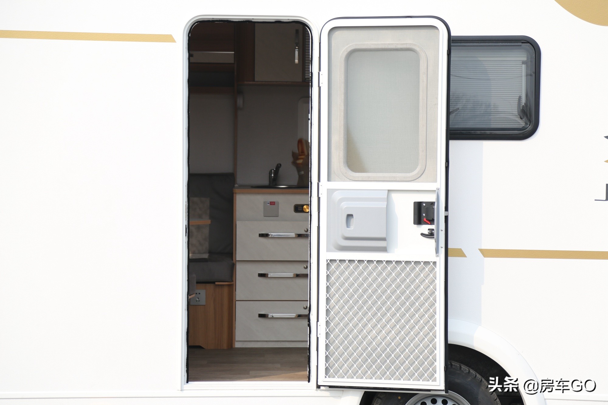 卓美亚房车抖音团购,卓美亚t460横床版房车