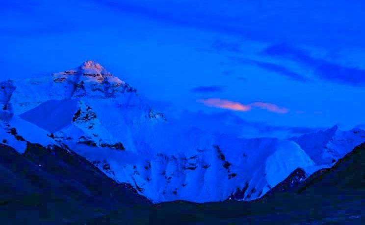 阿里大北线之穿行 (走过大北线的阿里巴巴)