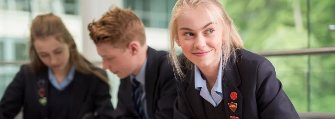 伦敦大学卡斯商学院,伦敦哈利波特学校