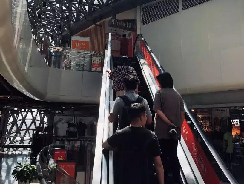 解读亚奥商圈，上品+城市奥莱交出“复兴”大考成绩单丨睿和研究