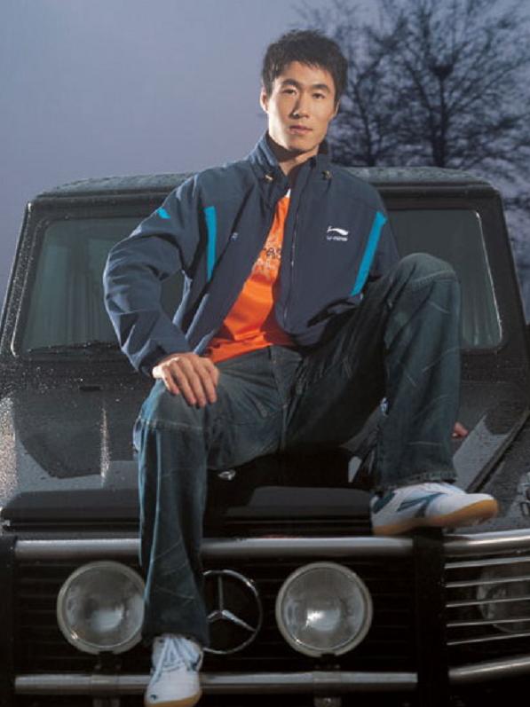 40岁王励勤近照,赵薇王励勤现在私下还有联系吗