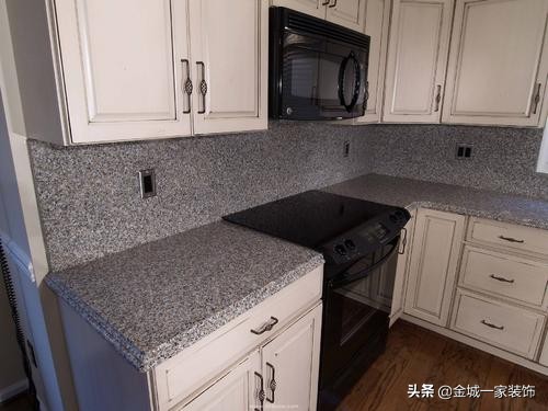 厨房橱柜防火板什么样的,橱柜板面防火板好还是烤漆板好