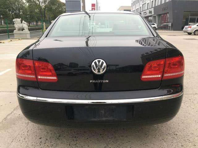 25万公里的辉腾,街上偶遇12缸辉腾