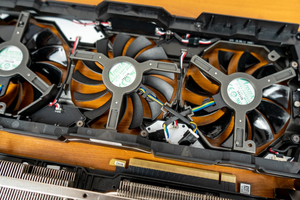 rtx2070superpgf,索泰rtx3070显卡怎么拆