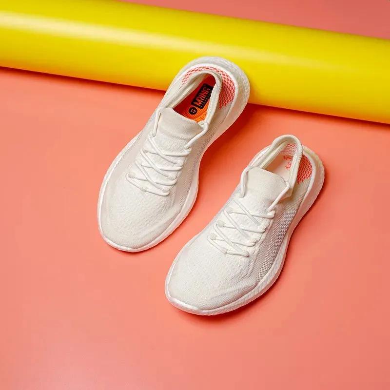 这是什么神仙鞋子视频,脚感超软弹的高颜值运动鞋