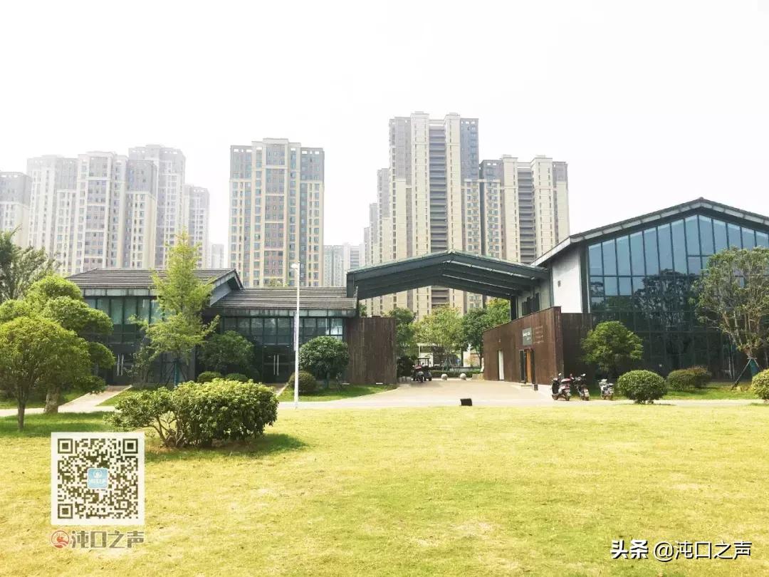 武汉卓尔足球公园,武汉王家墩足球公园