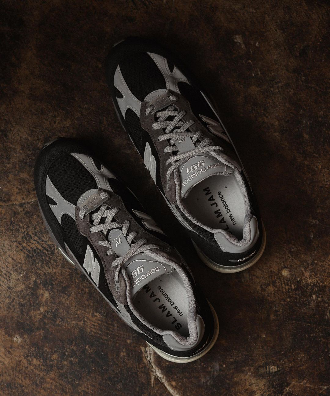 最近值得购买的好球鞋600左右,推荐一款球鞋价格适中