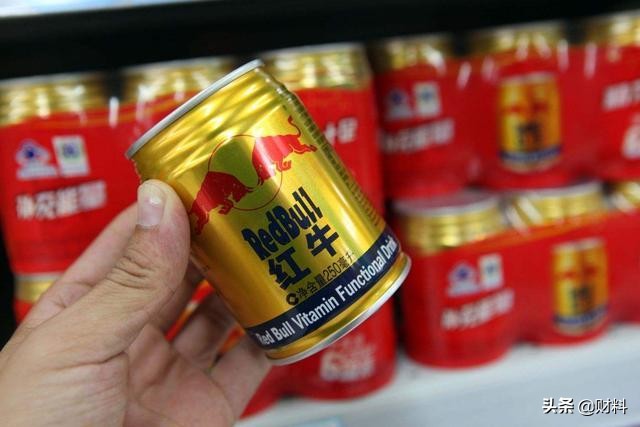 她五十岁才创业,他55岁创业