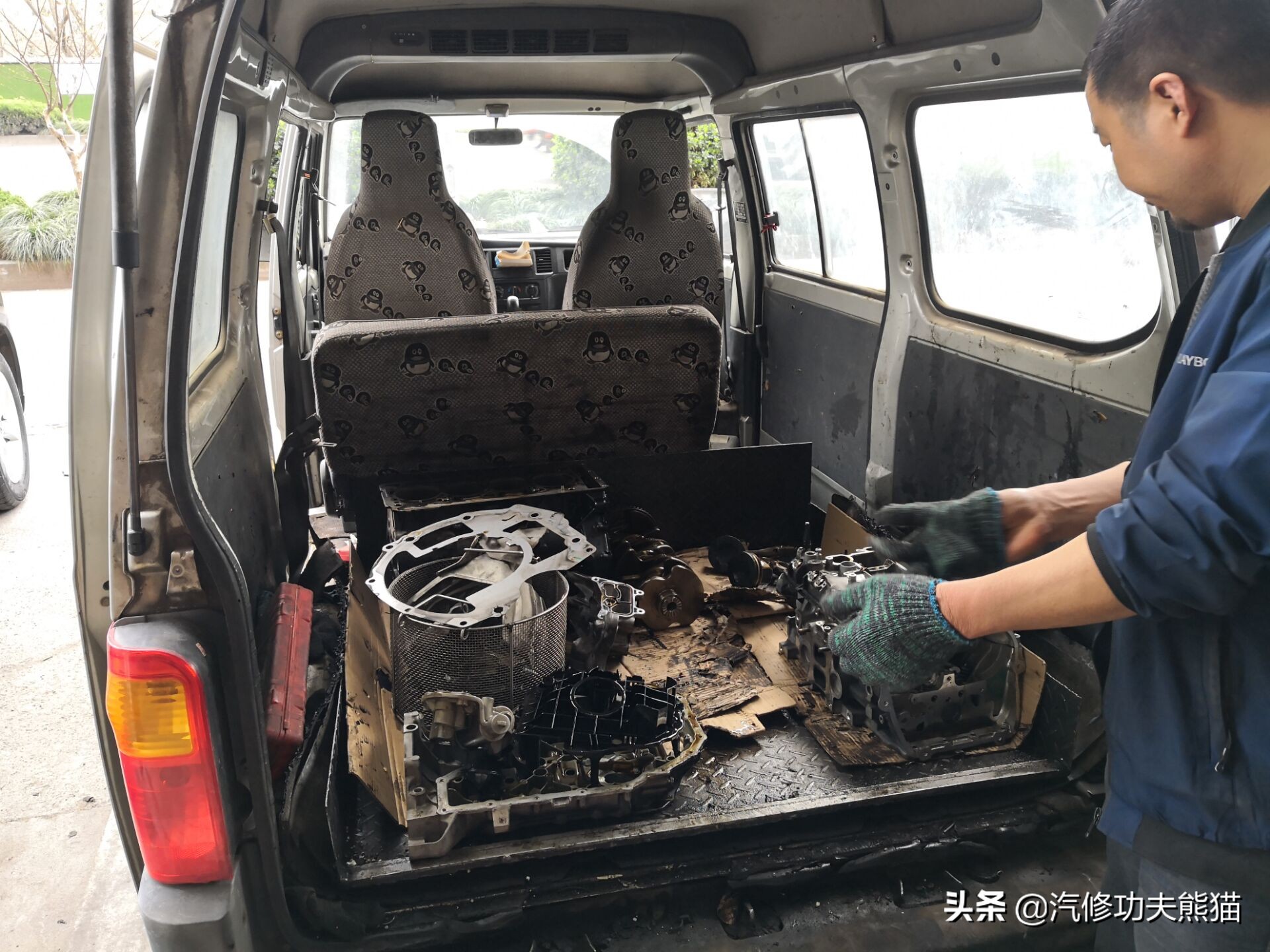 奥迪为何不能解决发动机烧机油,奥迪q5lea888三代发动机烧机油么