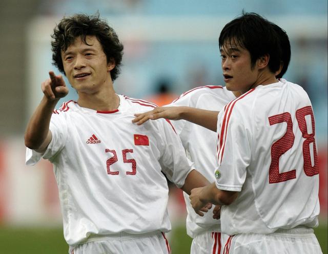 谢晖酒后失言原话完整版,谢晖留洋首球