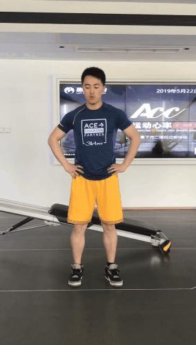 跑步拉伸动作的正确方法,肩颈拉伸的正确锻炼方法