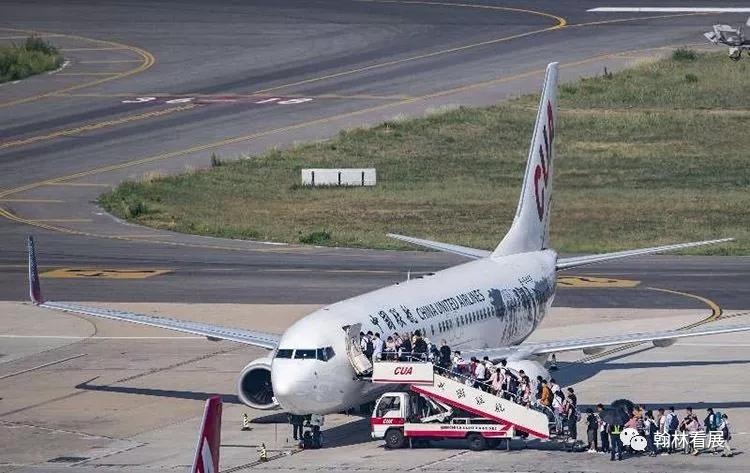 机场搞笑对话视频,机场北京南苑机场