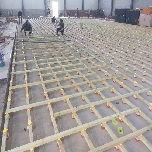 运动木地板安装工程,木地板安装方向进门横还是进门竖