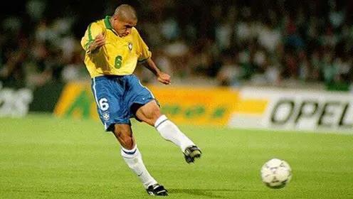 当今足坛擅长远射的球员,为什么现在球员远射少了