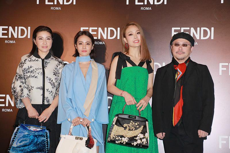 郭晶晶穿t恤亮相阔太范藏不住,郭晶晶穿香槟亮片礼服惊艳全场