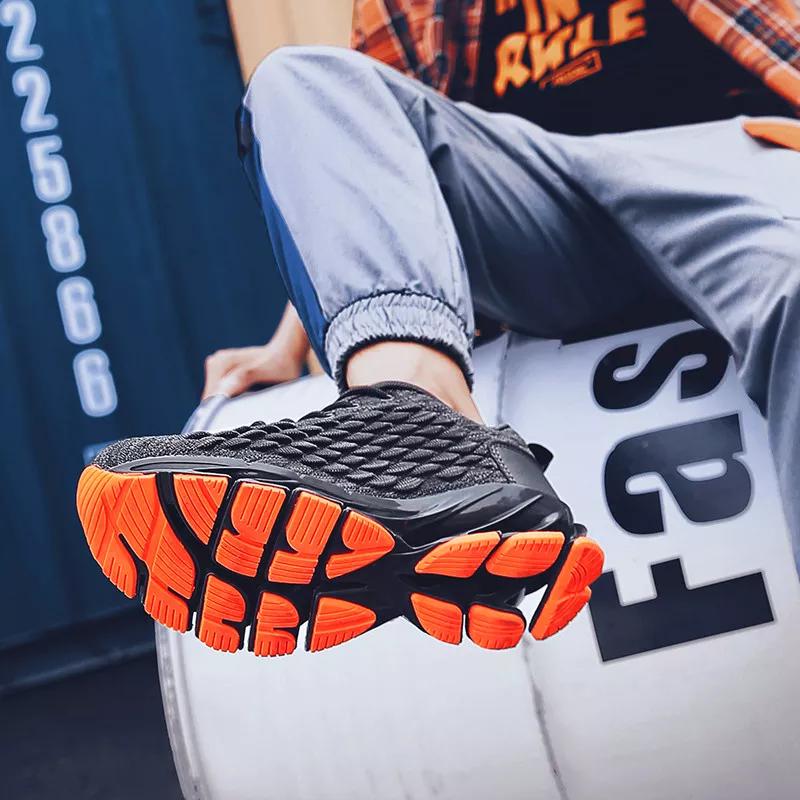 青铜价王者跑鞋！“第三代”国产刀锋鞋再升级，踩下去自动弹回来