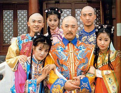 花姐姐:青春期的孩子喜欢染头发,穿奇装异服,追潮流怎么办?