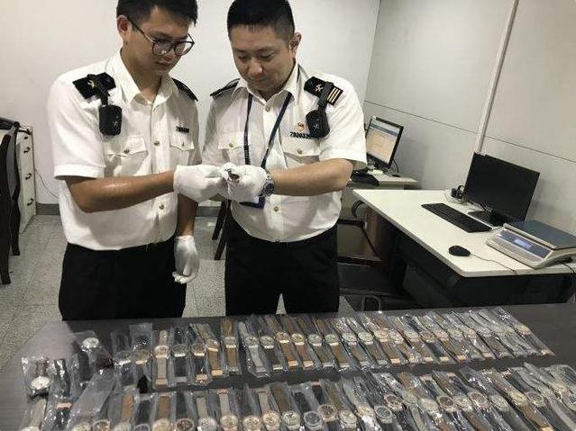 劳力士国内和瑞士差多少钱,广州劳力士价格不足300元