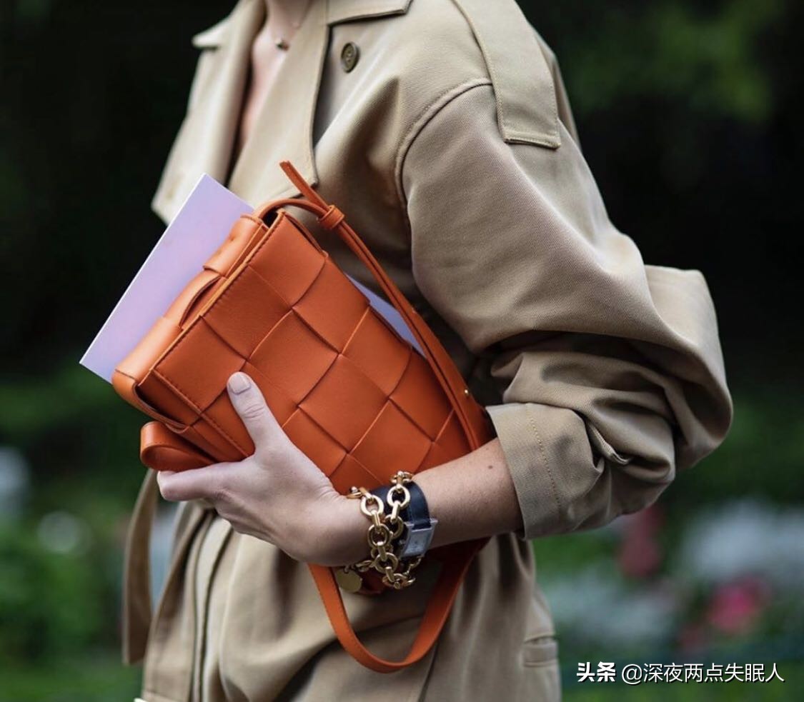 bv枕头包值得买吗,bv枕头包