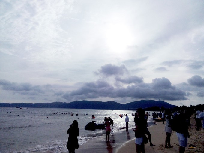 去热带的岛屿游泳,去热带旅行