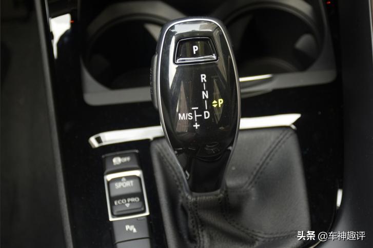 宝马x18at变速箱和7速双离合,宝马x1的七速湿式双离合怎么样