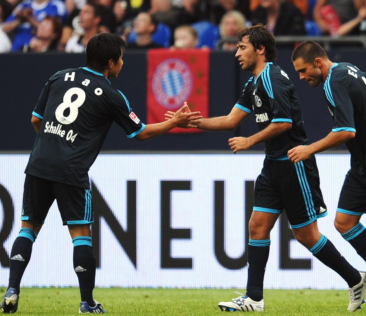 从武汉到山东，绵绵千里，这是蒿俊闵走过的足球之路