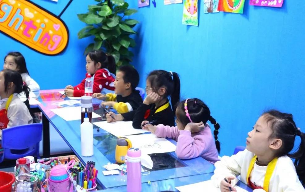 东方童画美术培训学校周村店,东方童画少儿美术淄博印象汇店