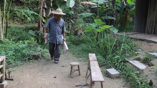 大爷造鲁班凳,60岁中国大爷徒手做鲁班凳