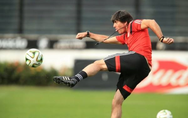 比齐达内统治力强的足球员,比齐达内还强的球员